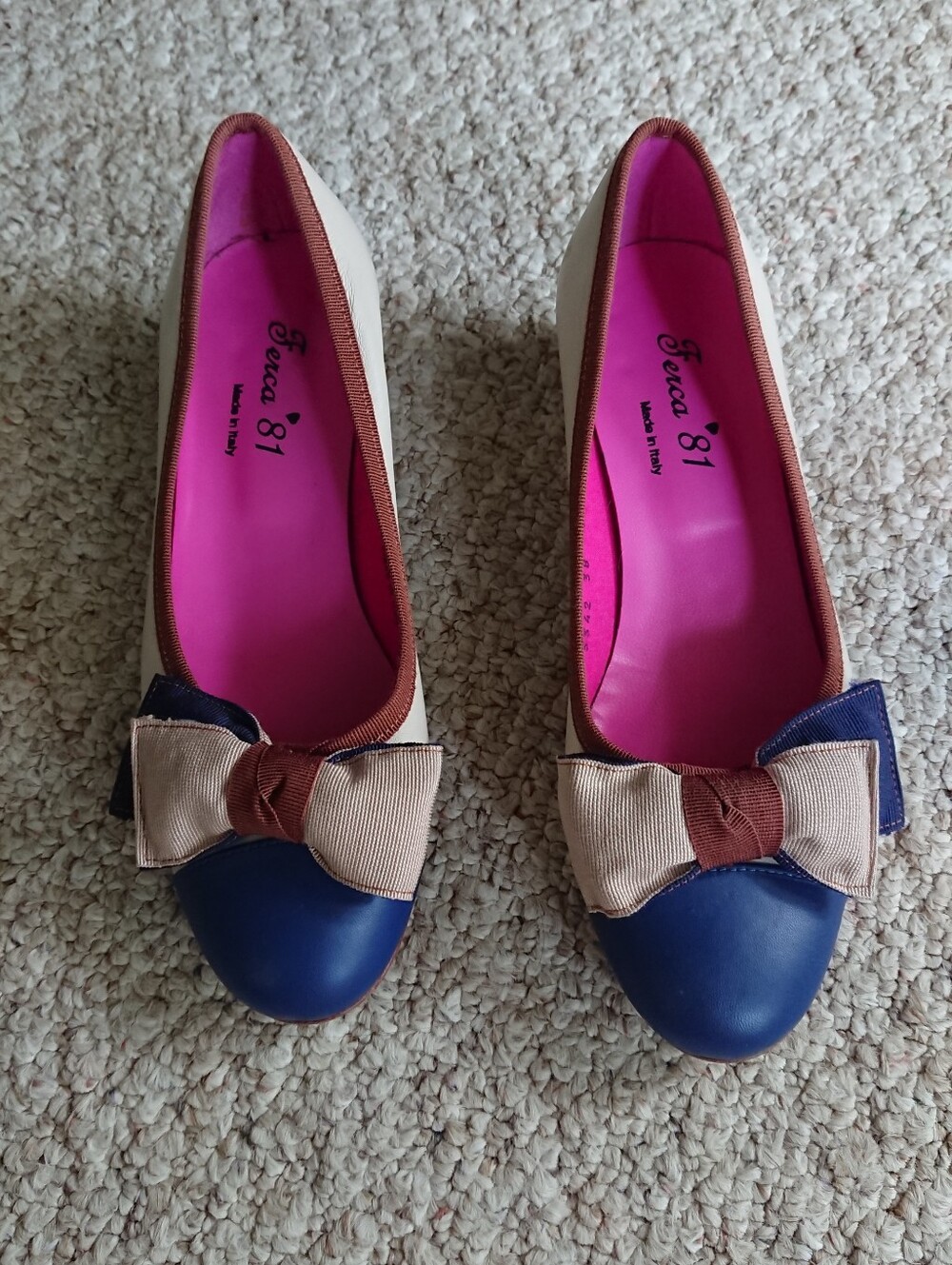 Ferca 81 two-toned blue & cream bow kitten-heel shoes made in Italy size 7.5